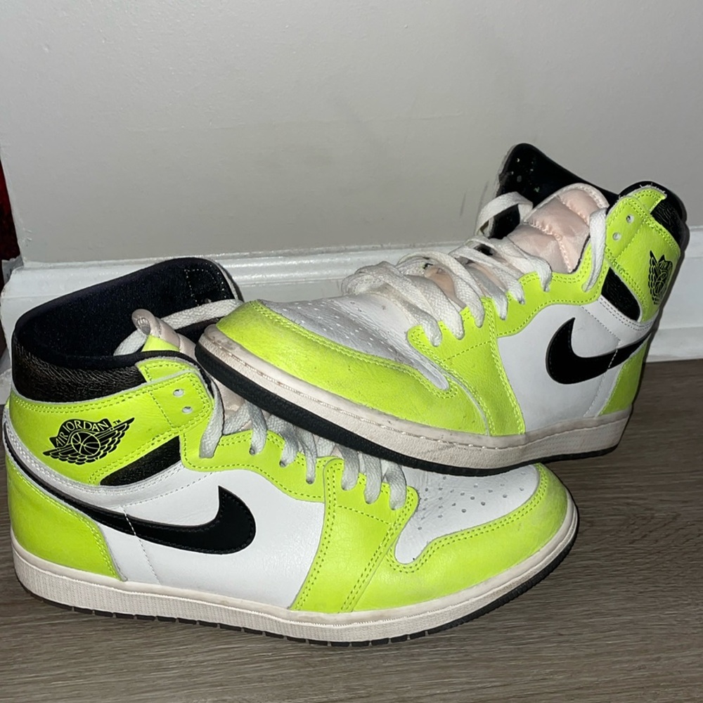 Jordan 1 High Visionaire